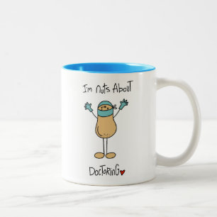 Tasse 2 Couleurs T-shirts et Cadeaux Les Médecins sont Fous