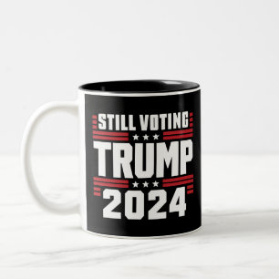 Tasse 2 Couleurs Toujours voter Trump 2024 drapeau patriotique amér