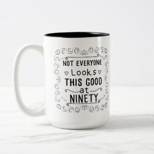Tasse 2 Couleurs tout le monde n'a pas l'air aussi bon à l'âge de
