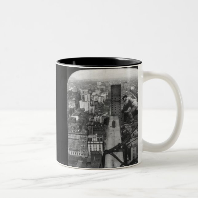 Tasse 2 Couleurs Travailleurs de fer de New York City (Droit)