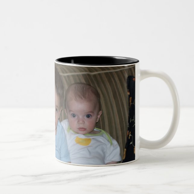 Tasse 2 Couleurs Trois garçons (Droit)
