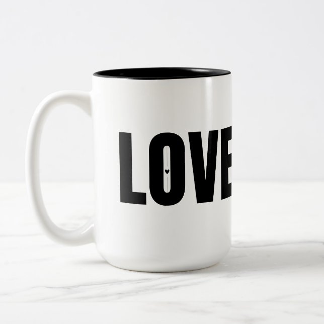 Tasse 2 Couleurs Typographie de Black LOVE (Gauche)