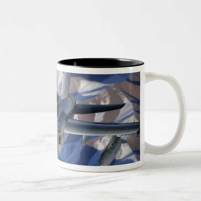 Tasse 2 Couleurs Un AMX italien se déconnecte (Droit)