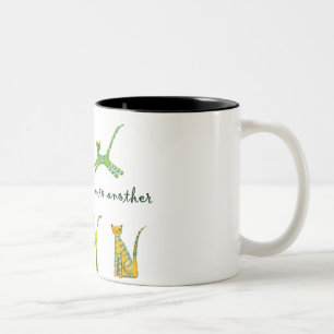 Tasse 2 Couleurs Un chat mène juste à des autres