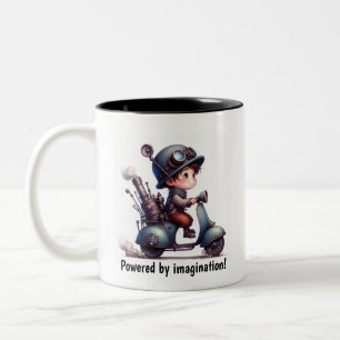 Tasse 2 Couleurs Un jeune enfant heureux qui monte un skooter Steam
