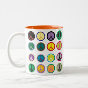 Tasse 2 Couleurs Un motif haut en couleur des années 60