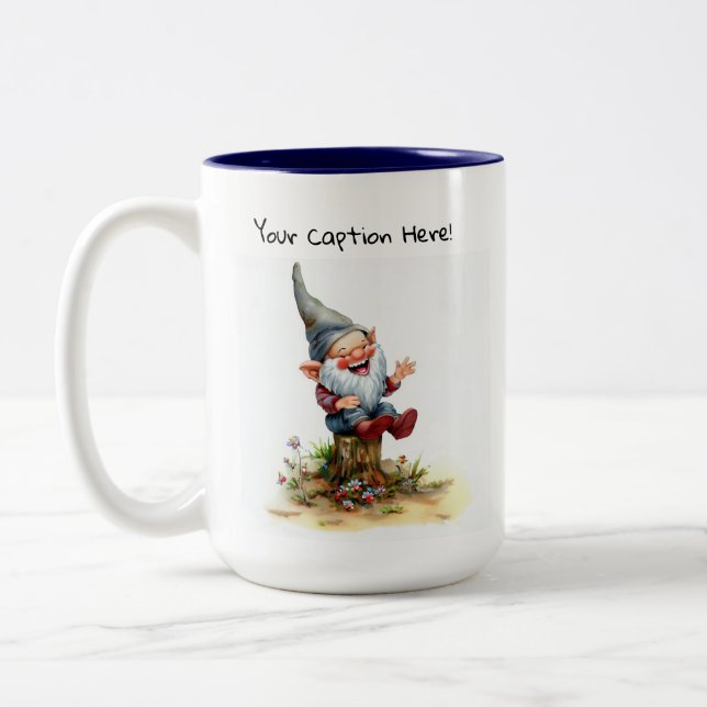 Tasse 2 Couleurs Une aquarelle peinte d'un mignon Gnome (Gauche)