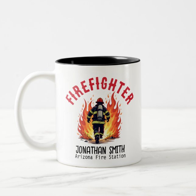 Tasse 2 Couleurs Unique Firefighter or Fireman on Fire Rescue (Gauche)