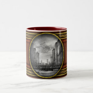 Tasse 2 Couleurs Ville - Chicago, IL - Regardant vers l'avenir NB