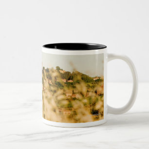 Tasse 2 Couleurs Ville sur une colline, province de San Gimignano,