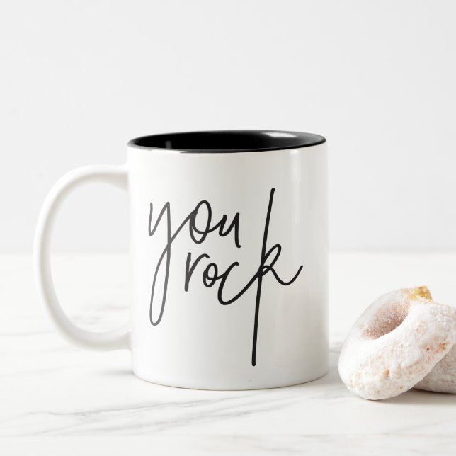 Tasse 2 Couleurs VOUS ROCK moderne chic main tendance lettré noir (Avec donut)