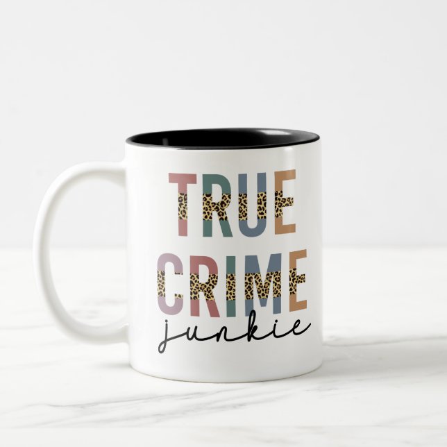 Tasse 2 Couleurs Vrai crime Junkie | Crimes de meurtre montre l'amo (Gauche)