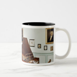 Tasse 2 Couleurs Vue d'une salle avec un piano à queue