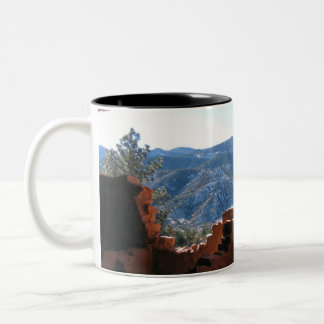 Tasse 2 Couleurs Vue sur la montagne depuis les habitations de Clif