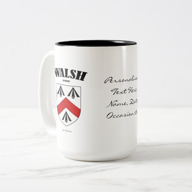 Tasse 2 Couleurs Walsh Family Crest, Traduction & Signification (Devant gauche)