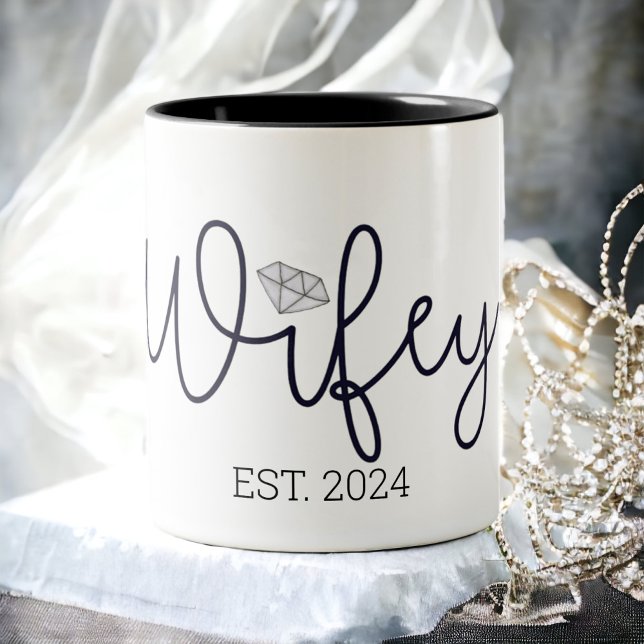 Tasse 2 Couleurs Wifey Typographie Moderne Femme Mme Mariage Hers (Créateur téléchargé)