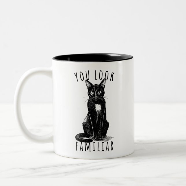 Tasse 2 Couleurs You Look Familiar Black Cat Feeling Magical Witch (Gauche)