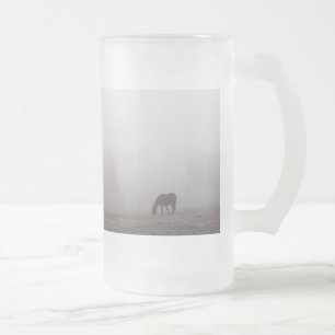 Tasse à bière en verre givré brouillé