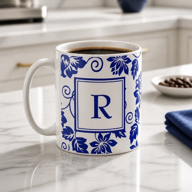 Tasse à café à monogramme motif jardin bleu (Créateur téléchargé)