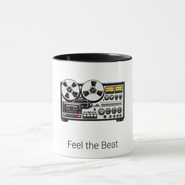 Tasse à café avec cassette audio rétro Feel the Be (Centre)