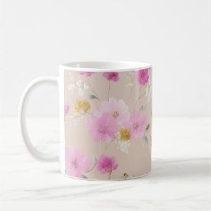 Tasse à café avec fleurs de ton rose