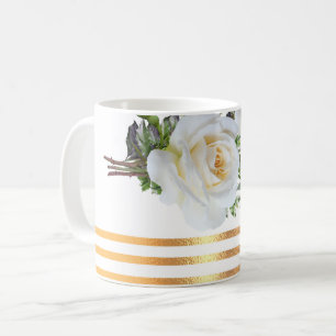 Tasse à café florale avec bordure dorée