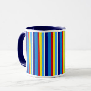 Tasse à café rayée rétro