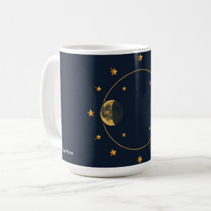 Tasse à café sur les phases lunaires célestes