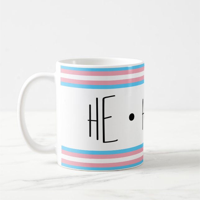 Tasse à café Transgenre Pronoms Il/Lui (Gauche)
