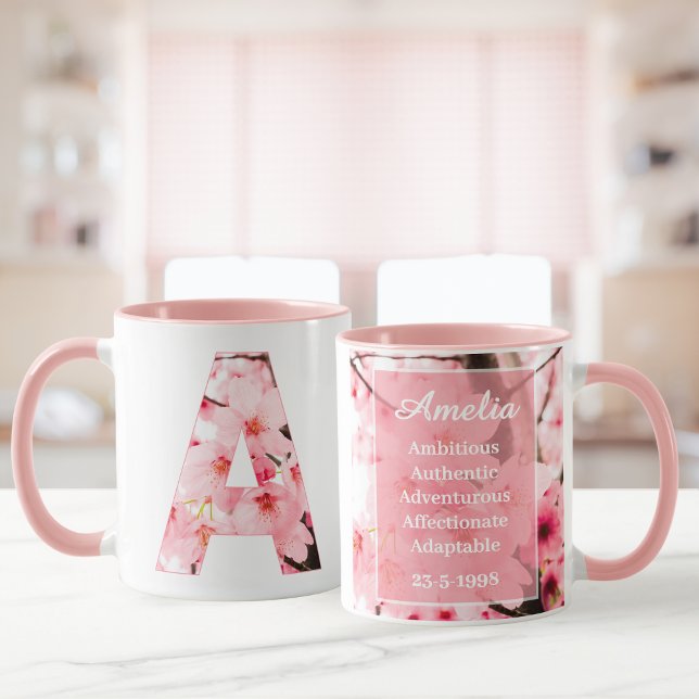 Tasse à initiale A florale | Nom et traits personn (Créateur téléchargé)