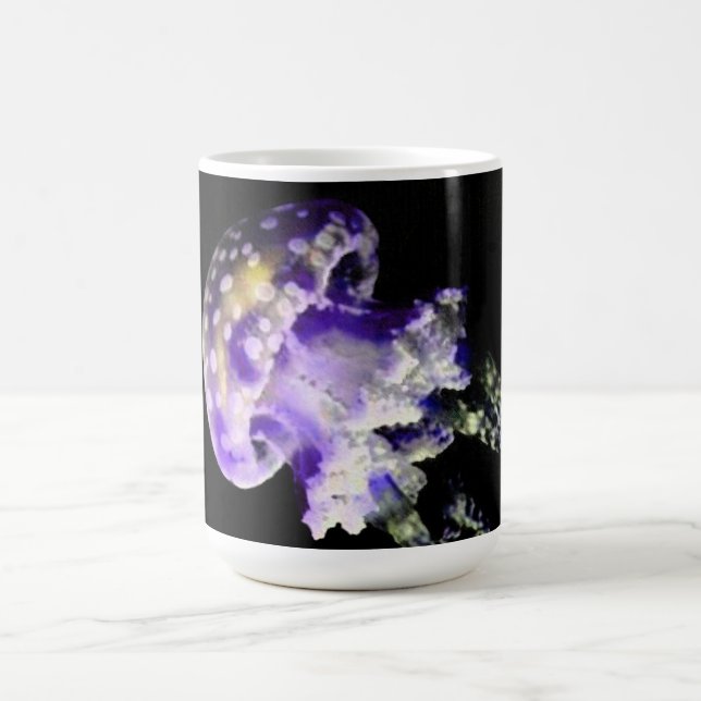Tasse à monogramme avec motif de méduse violette (Centre)
