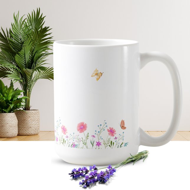 Tasse à motif de fleurs simple (Créateur téléchargé)