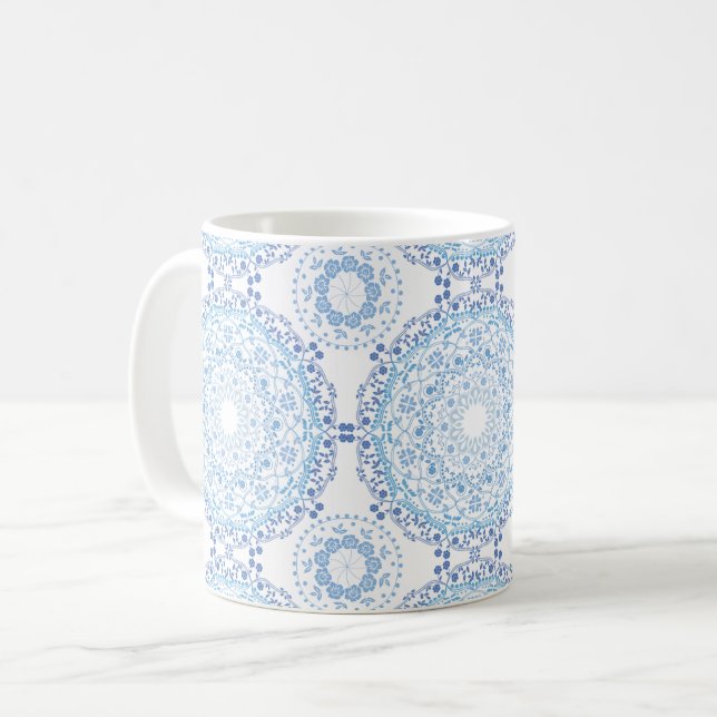 Tasse à motif mandala bleu (Devant gauche)