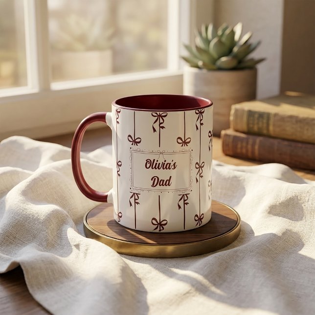 Tasse à rayures à nœud papillon avec nom personnal (Créateur téléchargé)