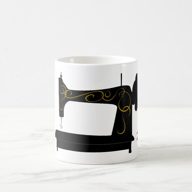 Tasse antique de machine à coudre (Centre)