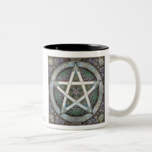 Tasse argentée de pentagramme de Knotwork