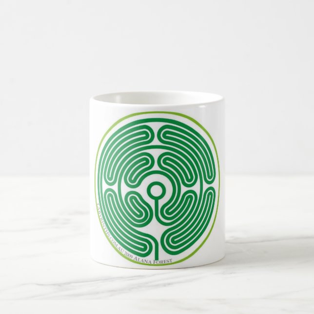 tasse auguste de labyrinthe d'écho (Centre)