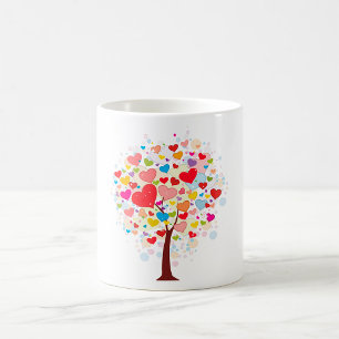 Tasse avec arbre aux feuilles en forme de cœur