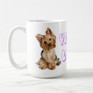 Tasse avec chiot Terrier du Yorkshire et pois turq