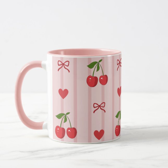 Tasse avec des rubans rouges et des cerises (Gauche)