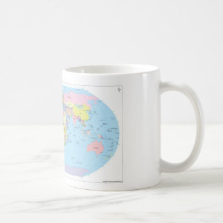 Tasse avec la carte du monde