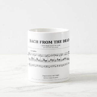 Tasse avec musique d'orgue à tuyaux effrayante de