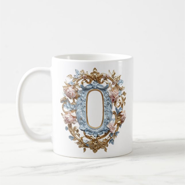 Tasse Baroque avec la lettre 'O' pour une princess (Gauche)