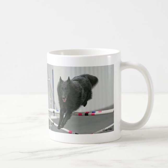 Tasse belge d'agilité de chien de berger (Droite)