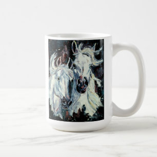 Tasse blanche classique de deux Arabes blancs