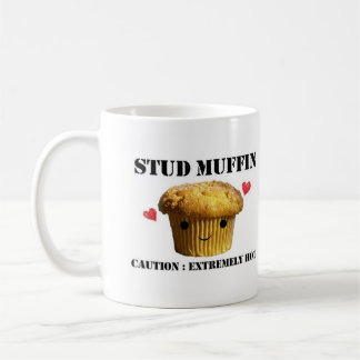 Tasse blanche classique de petit pain de goujon