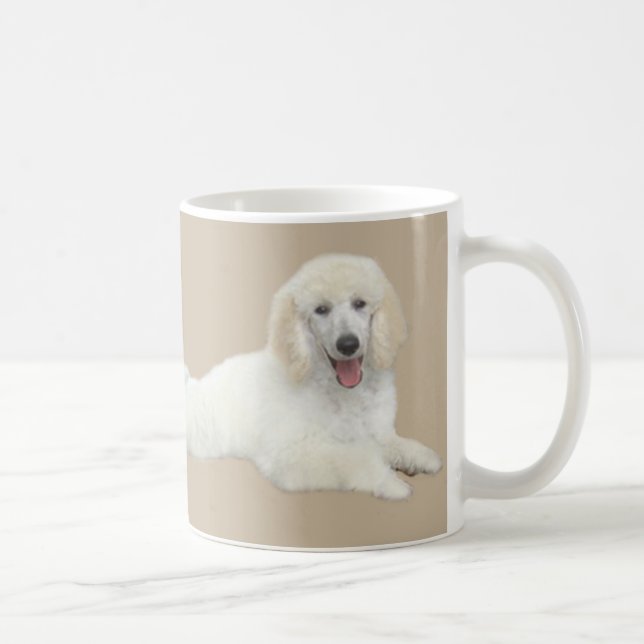 Tasse blanche de caniche belle (Droite)