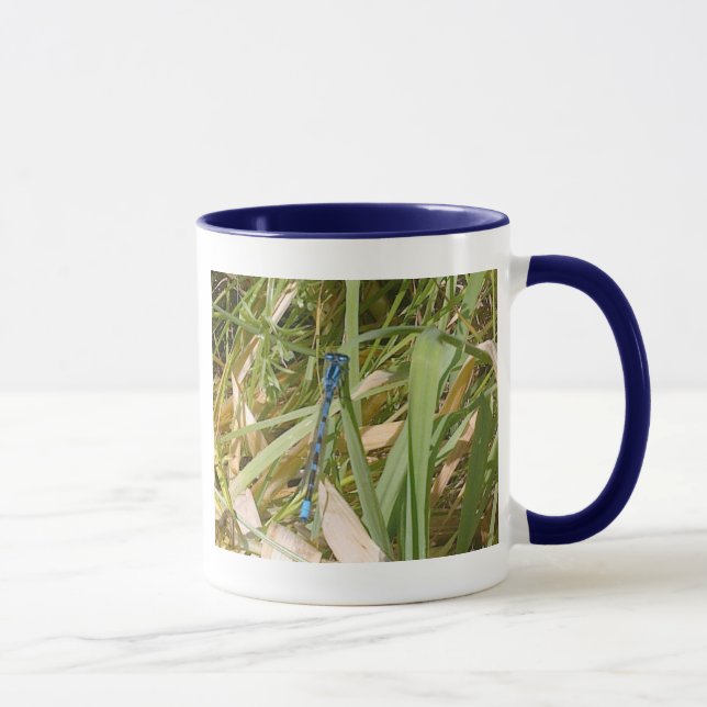 Tasse bleue de Damselfly (Droite)