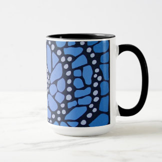 Tasse bleue de mandala de papillon