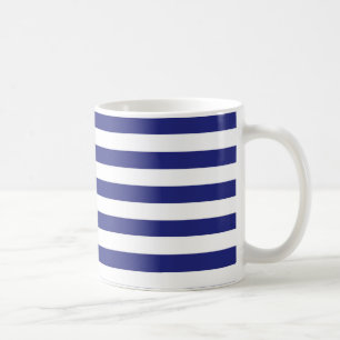 Tasse bleue et blanche de rayures